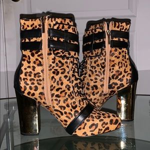 “Mason” Leopard. Leather. Gold heel.